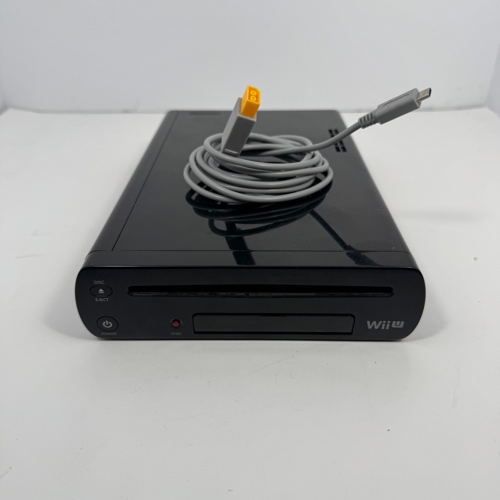 Nintendo Wii U 32GB Black Console Bundle w/ Super Mario Bros U Tested Works